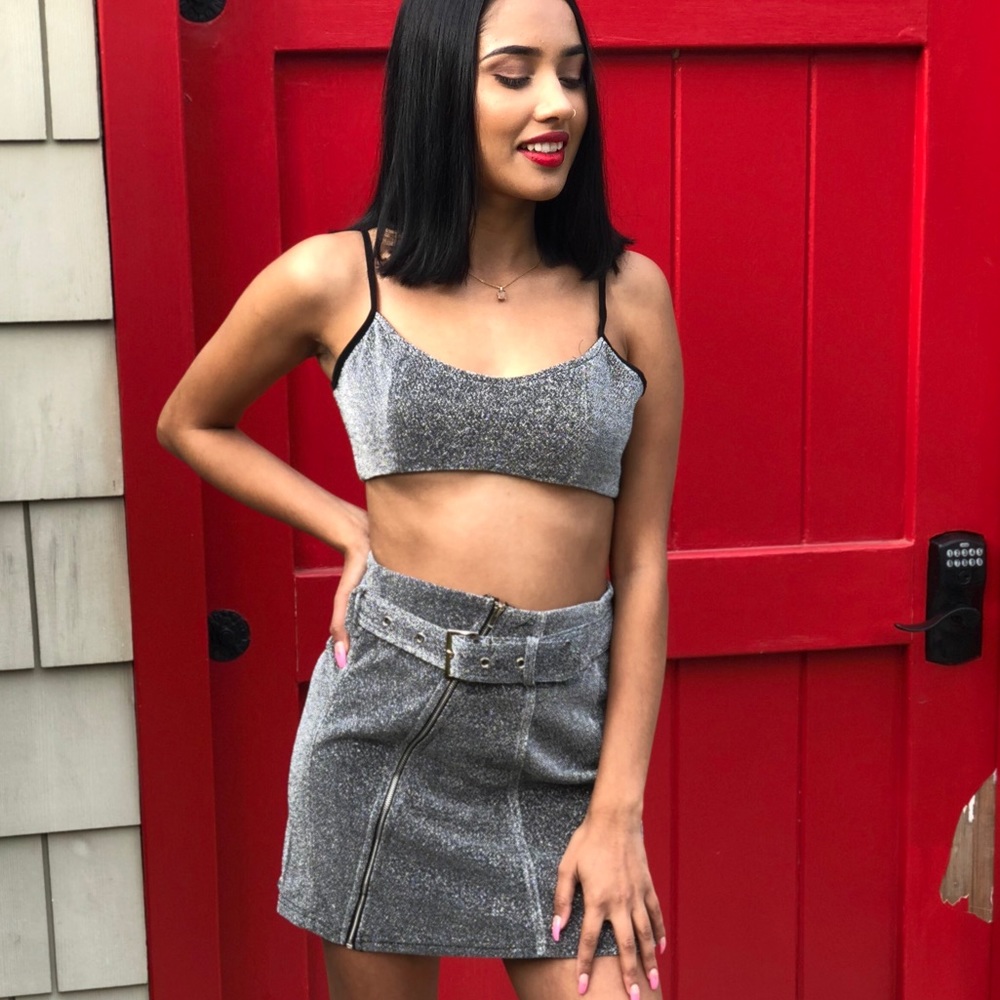 NWT Metallic Sexy Crop Top - Picture 5 of 5